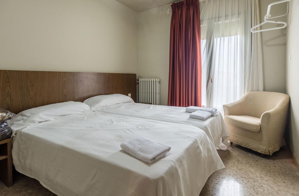 Hostal Sant Miquel Balaguer Esterno foto